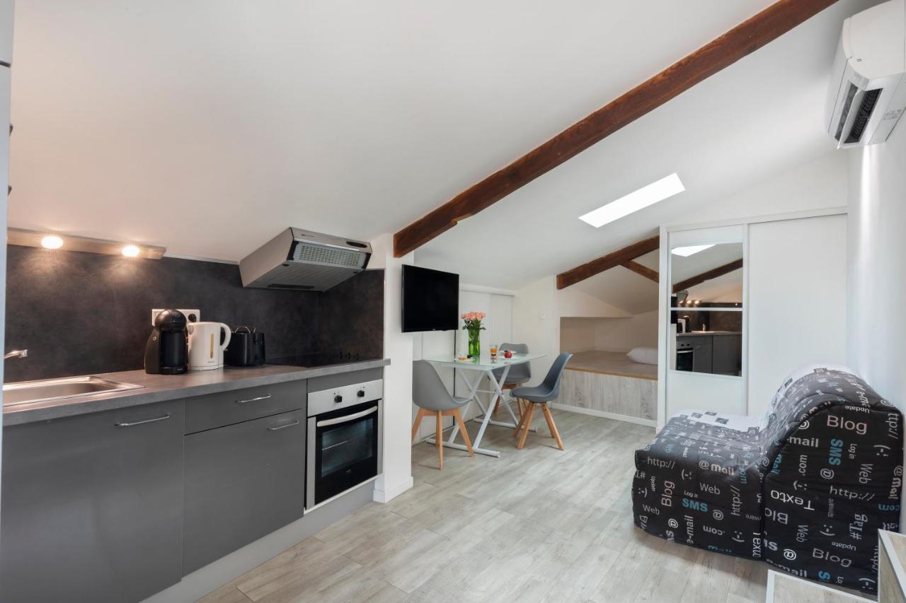 Appartements Les Lions Niza Exterior foto