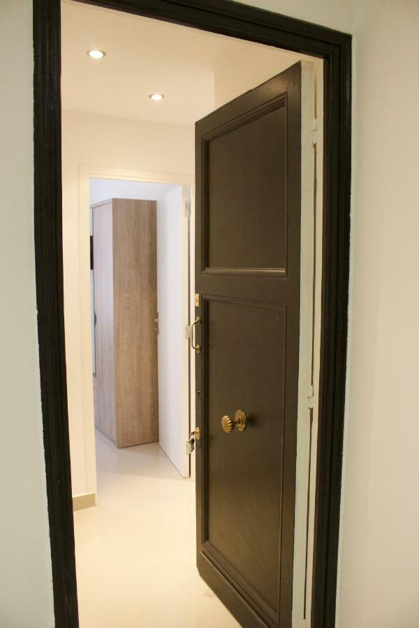 Appartements Les Lions Niza Exterior foto