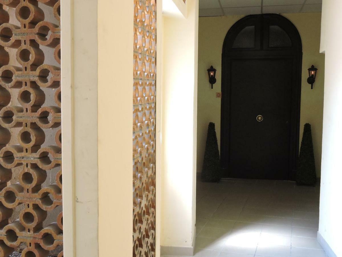 Appartements Les Lions Niza Exterior foto