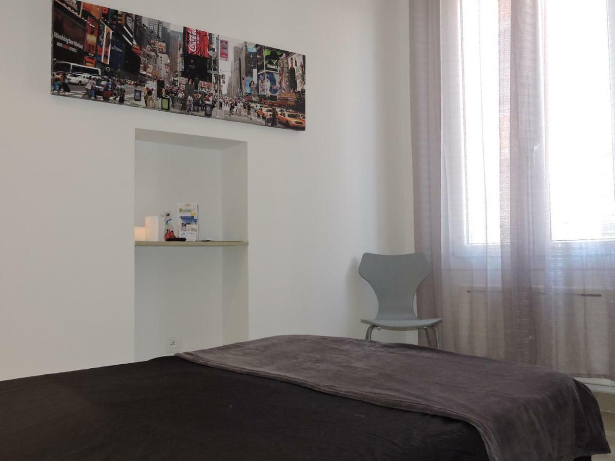 Appartements Les Lions Niza Exterior foto